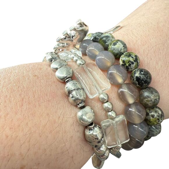J. Jill Elephant Charm Bracelet Textured Metal Stone Beaded Stackable Earthy NWT - Picture 9 of 12